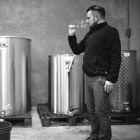Seth Morgen Long tasting in fermentation room